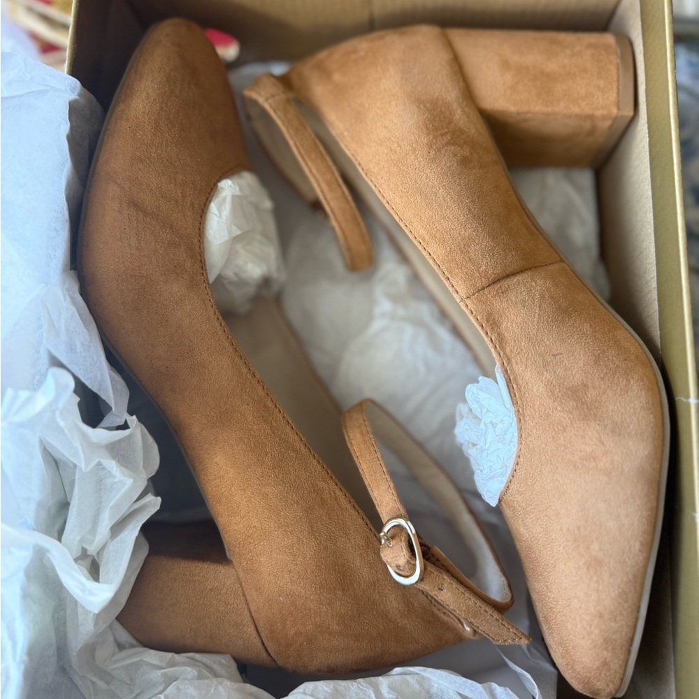 NWT Charter Club Tan Block Heel Pumps NIB - Picture 5 of 5